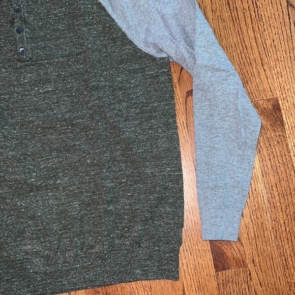 Express Shirt - Picture 3 of 7